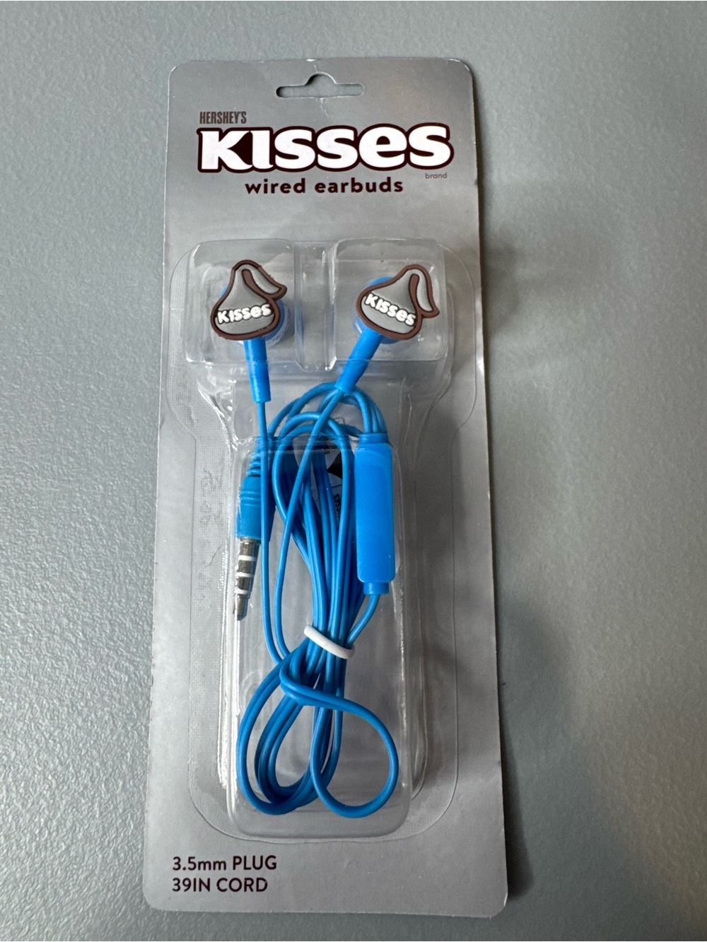 Hershey's KISSES chocolate shaped Blue Wired Earbuds novelty chocolate lovers